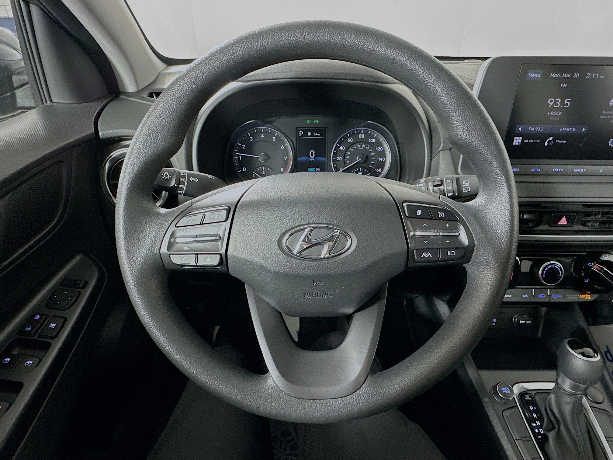 Certified 2023 Hyundai Kona SEL FWD image 11