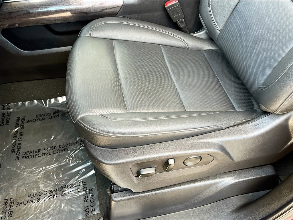 Used 2025 Chevrolet Silverado 1500 LTZ image 20