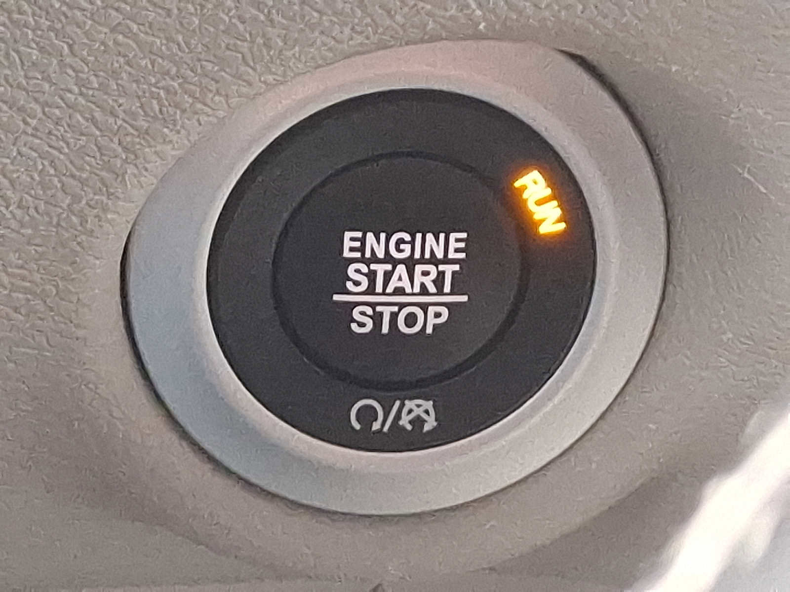 Used 2024 Chrysler Pacifica Touring-L image 23