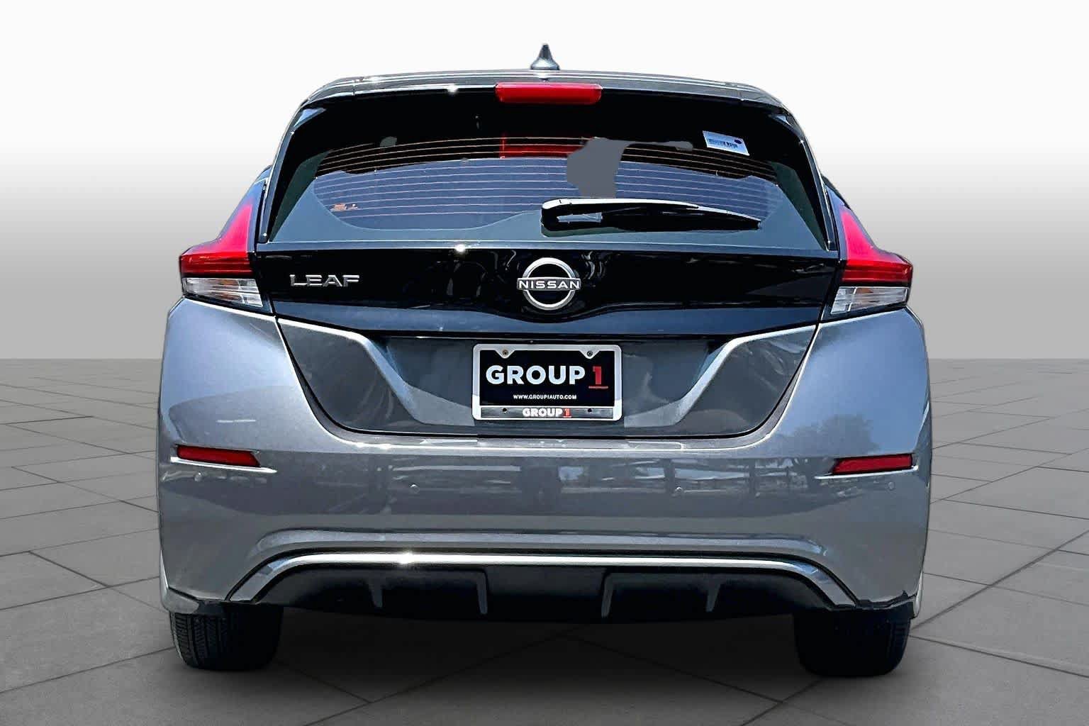 Used 2023 Nissan Leaf S FWD image 4