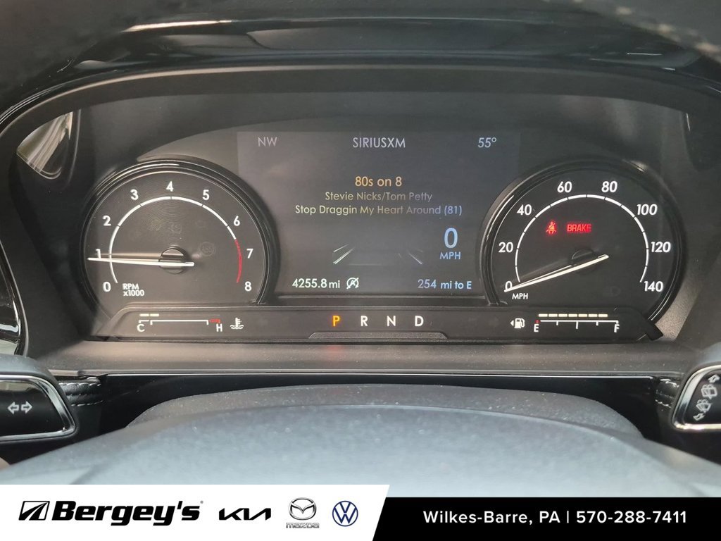 Used 2022 Lincoln Corsair AWD w/ Equipment Group 101A image 23