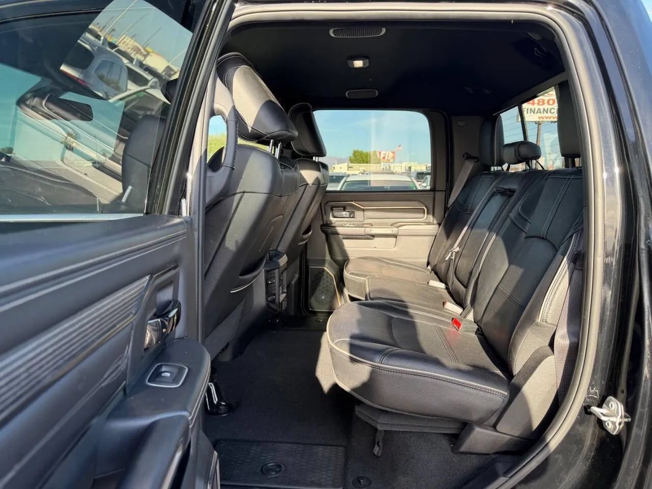 Used 2022 RAM 3500 Limited w/ Towing Technology Group AWD/4WD image 23