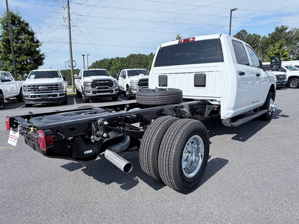 New 2026 RAM 3500 Tradesman w/ Chrome Appearance Group A AWD/4WD image 6