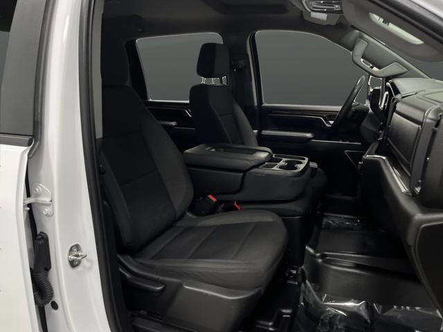 Used 2024 Chevrolet Silverado 3500 LT w/ Convenience Package image 30