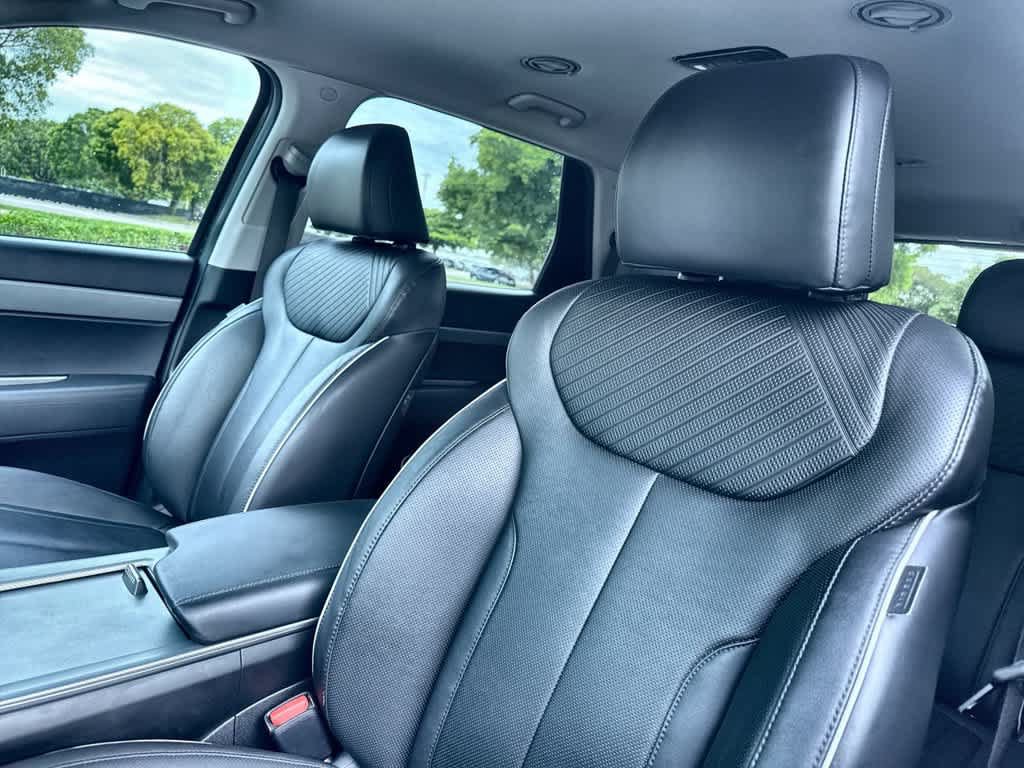 Used 2025 Hyundai Palisade SEL FWD image 14