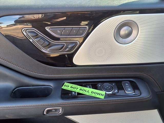 New 2025 Lincoln Aviator Black Label image 13