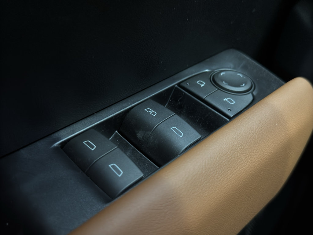 New 2026 GMC Canyon AT4 w/ Technology Plus Package AWD/4WD image 34