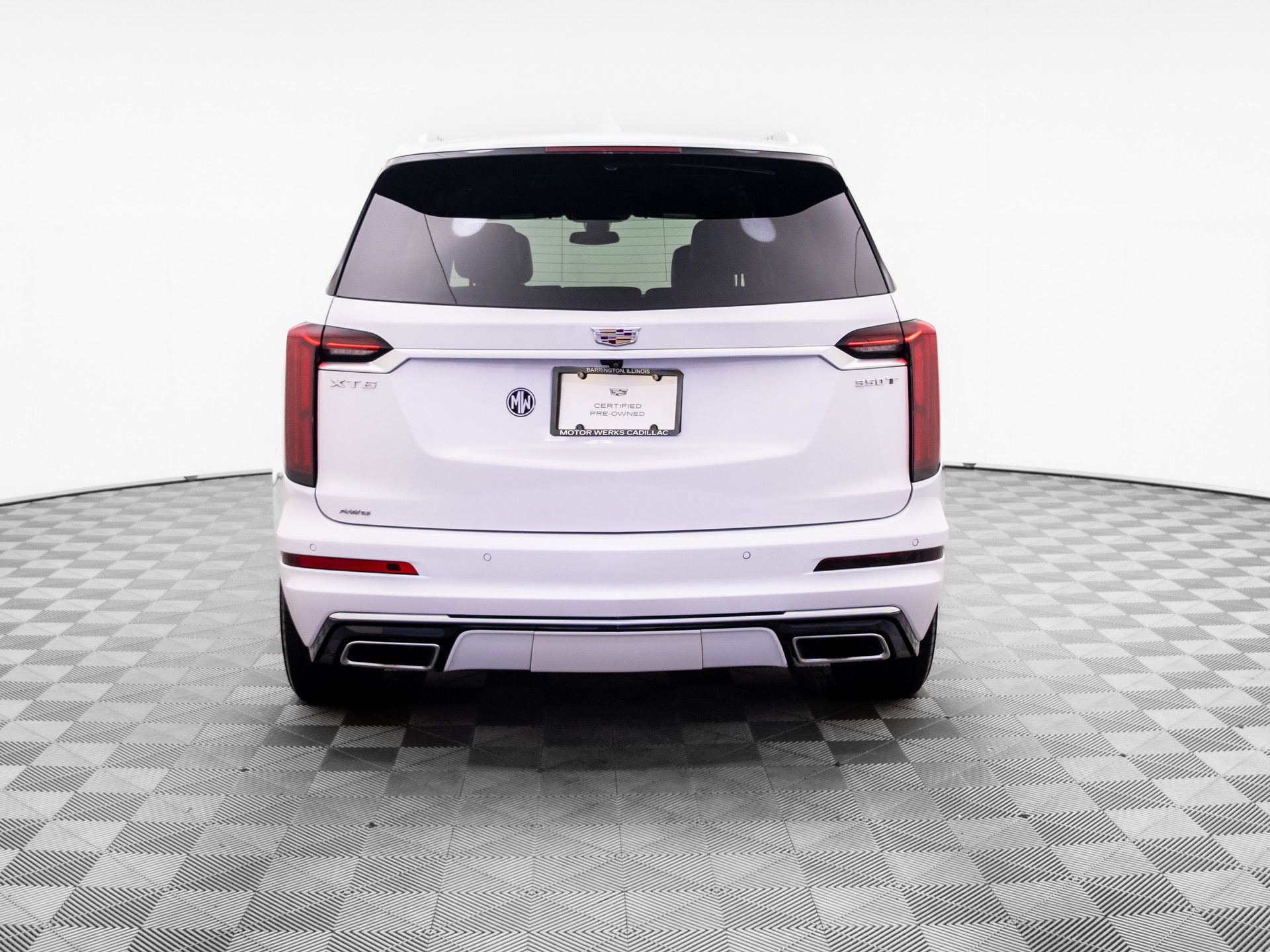 Used 2024 Cadillac XT6 Luxury w/ LPO, Floor Liner Package AWD/4WD image 4