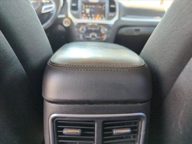Used 2018 Chrysler 300 Touring w/ Sport Appearance Package image 18