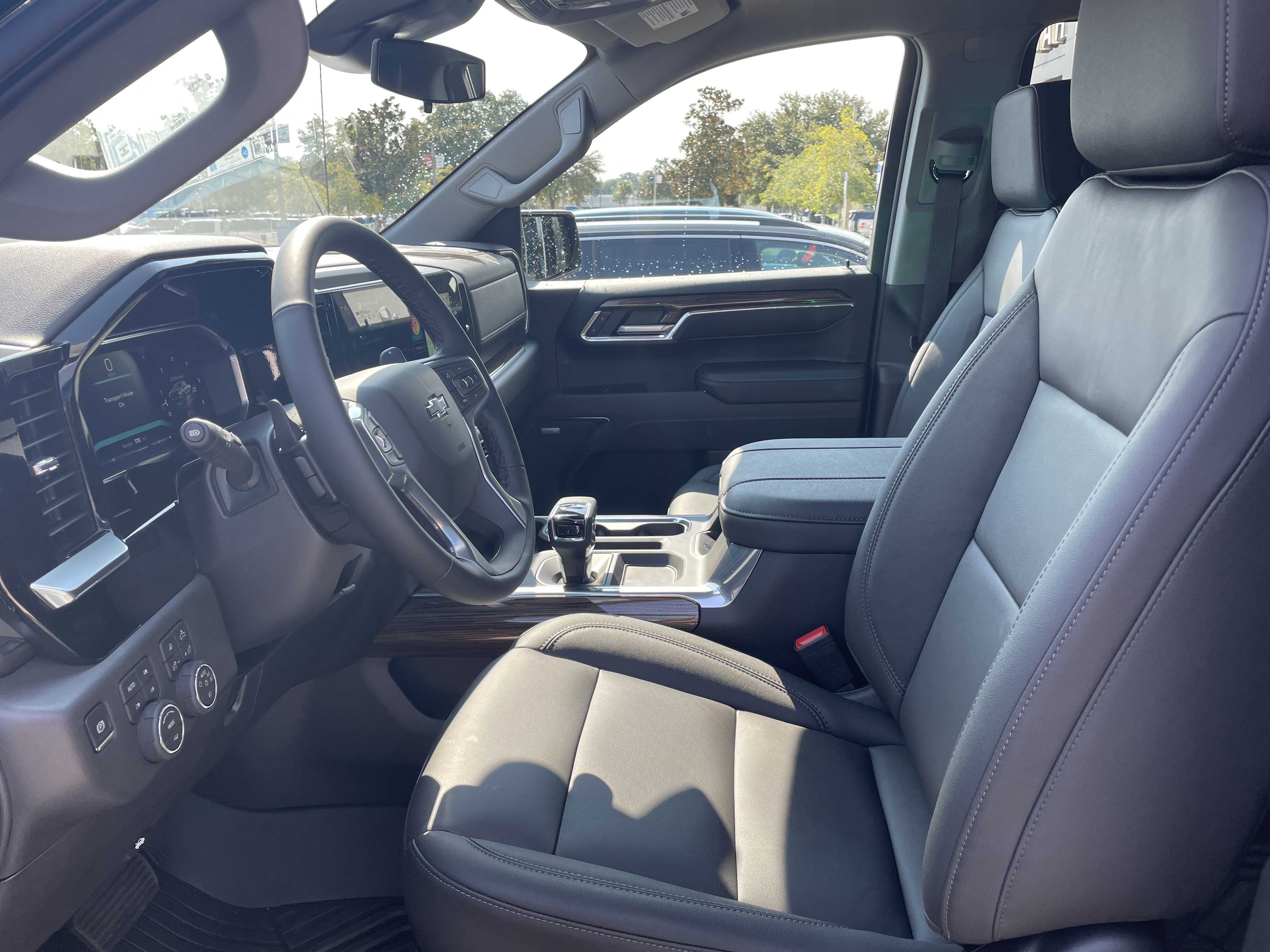 New 2026 Chevrolet Silverado 1500 LT Trail Boss w/ Safety Package image 14