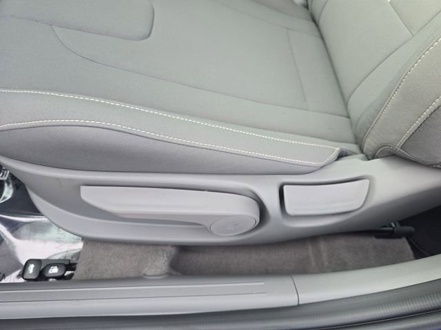 New 2026 Hyundai Elantra Sport image 12