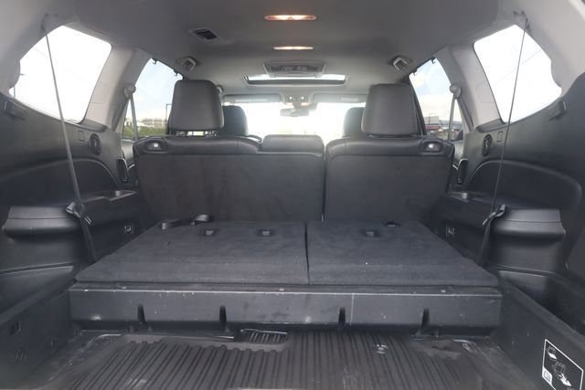 Used 2017 Honda Pilot Touring image 32