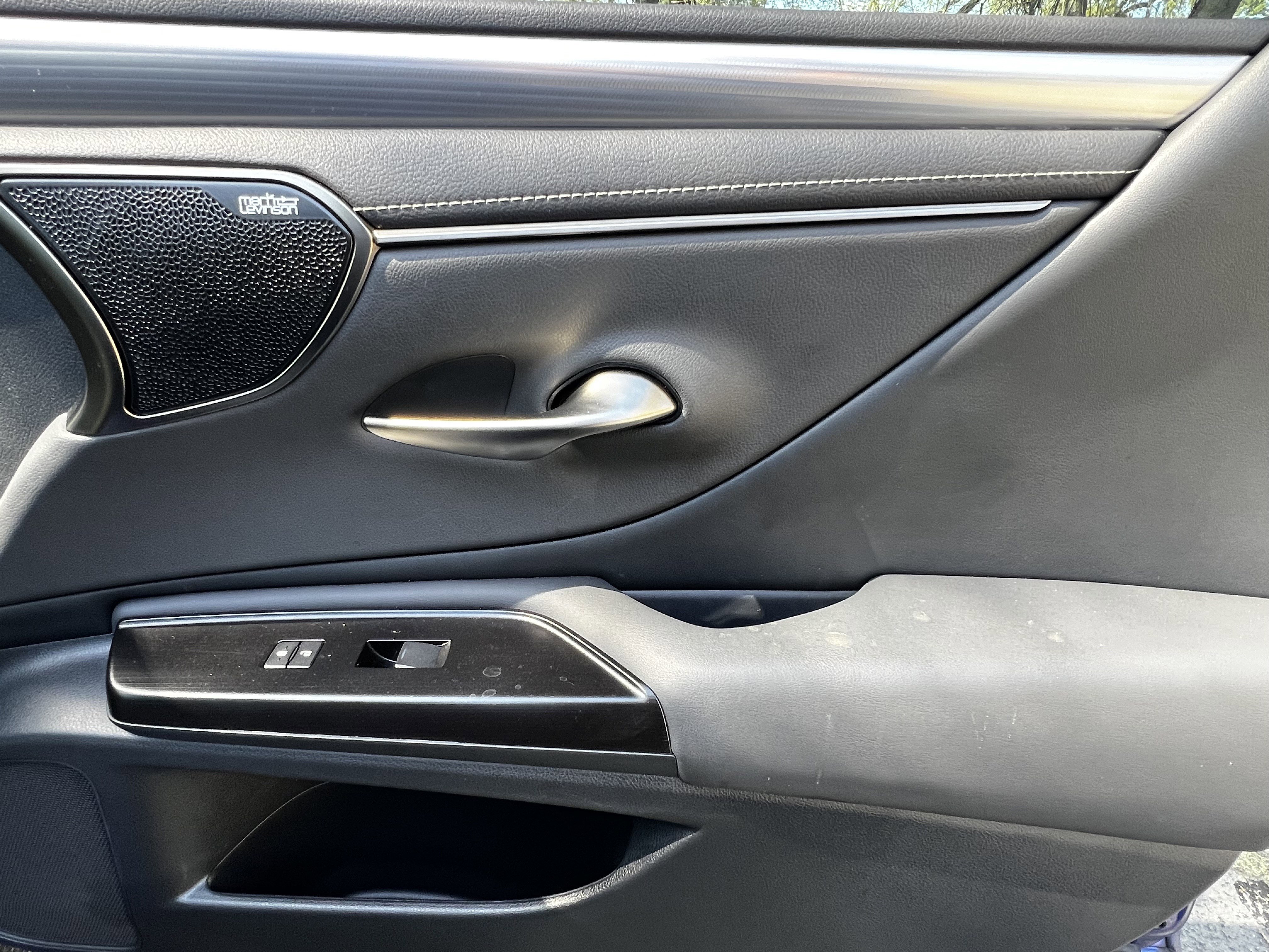 Used 2019 Lexus ES 350 F Sport w/ Accessory Package 2 image 41