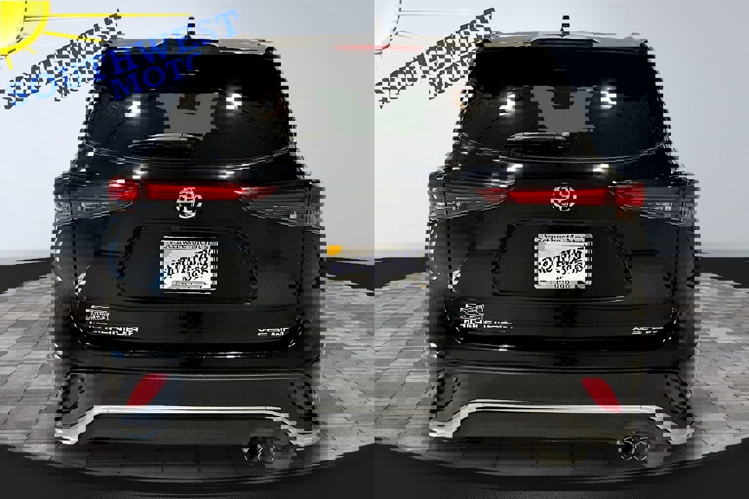 Used 2025 Toyota Highlander XSE image 5