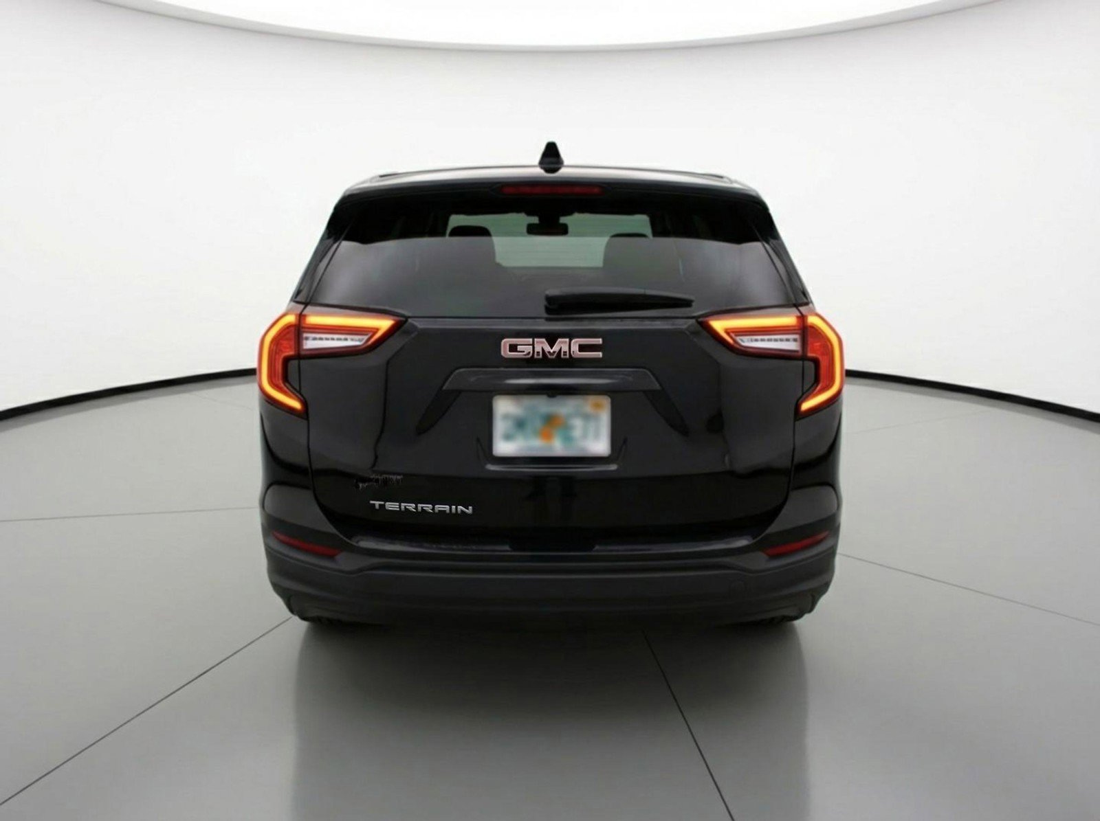 Used 2024 GMC Terrain SLE FWD image 7