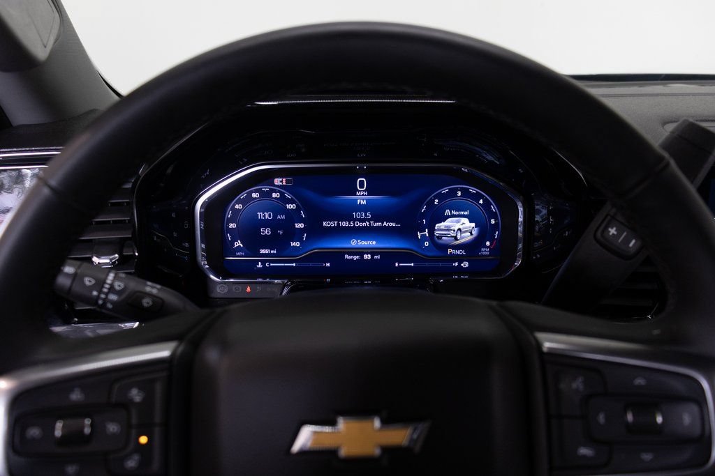 Used 2025 Chevrolet Silverado 1500 LT RWD image 28