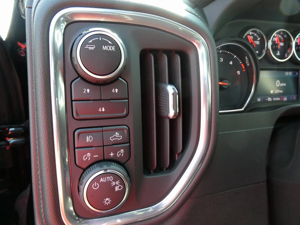 Certified 2022 Chevrolet Silverado 2500 LT w/ Convenience Package image 28