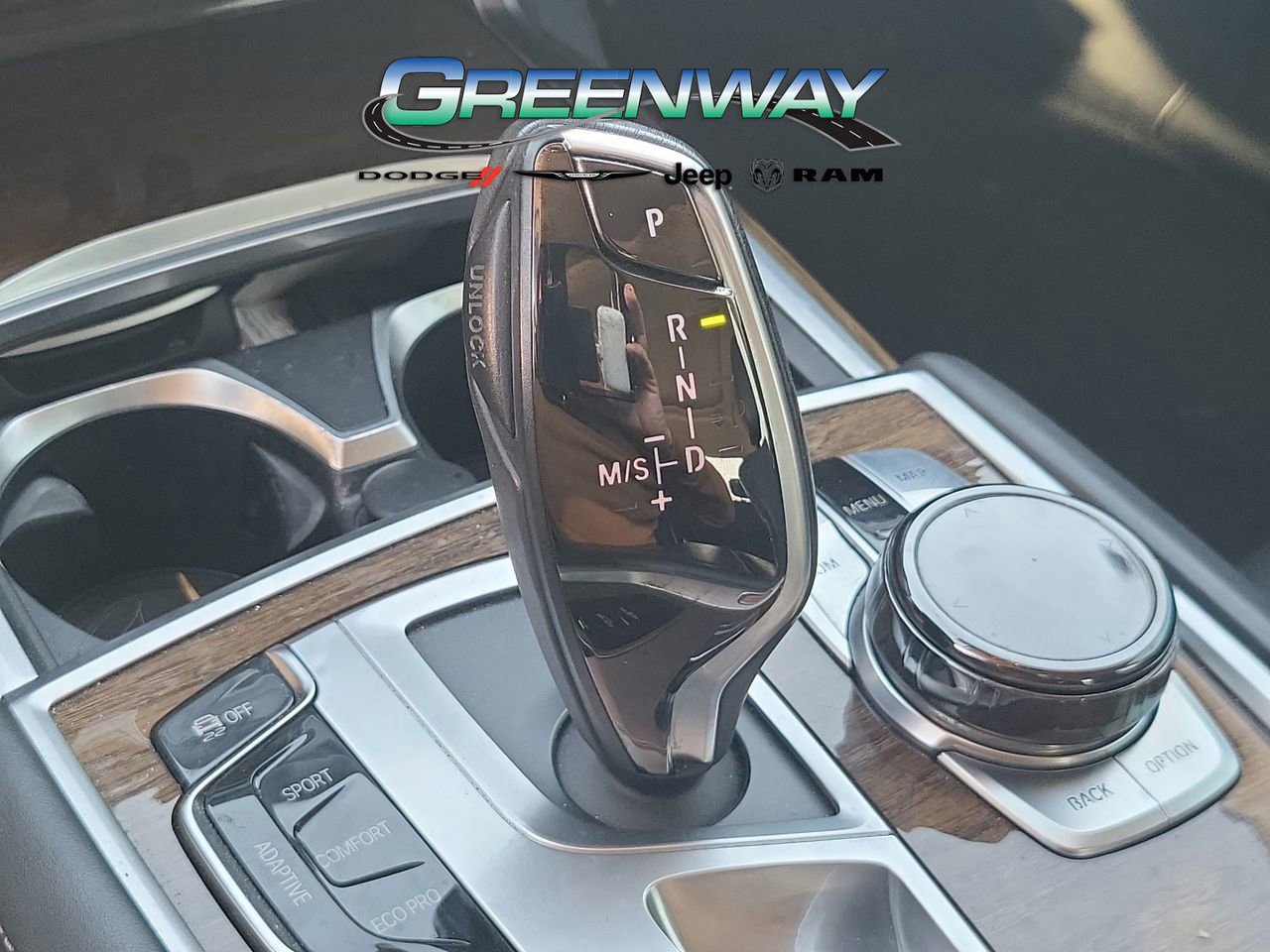 Used 2018 BMW 750i image 23