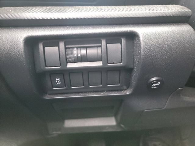 Used 2019 Subaru Crosstrek 2.0i w/ Eyesight System AWD/4WD image 15