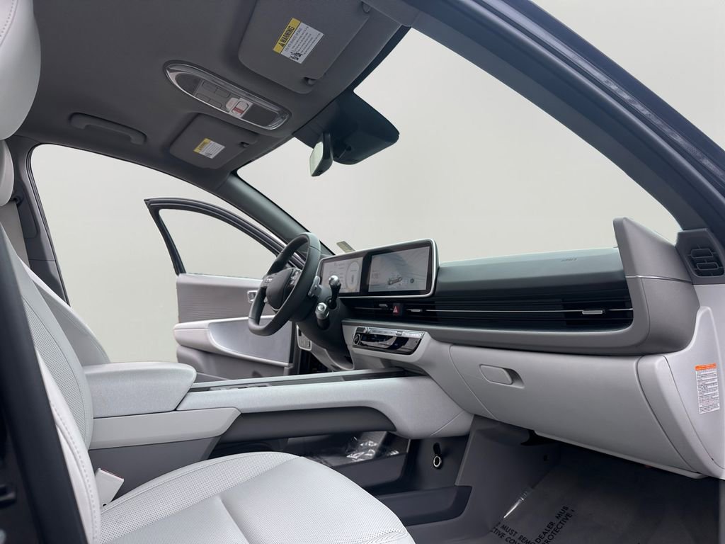 Used 2024 Hyundai Ioniq 6 SEL image 11