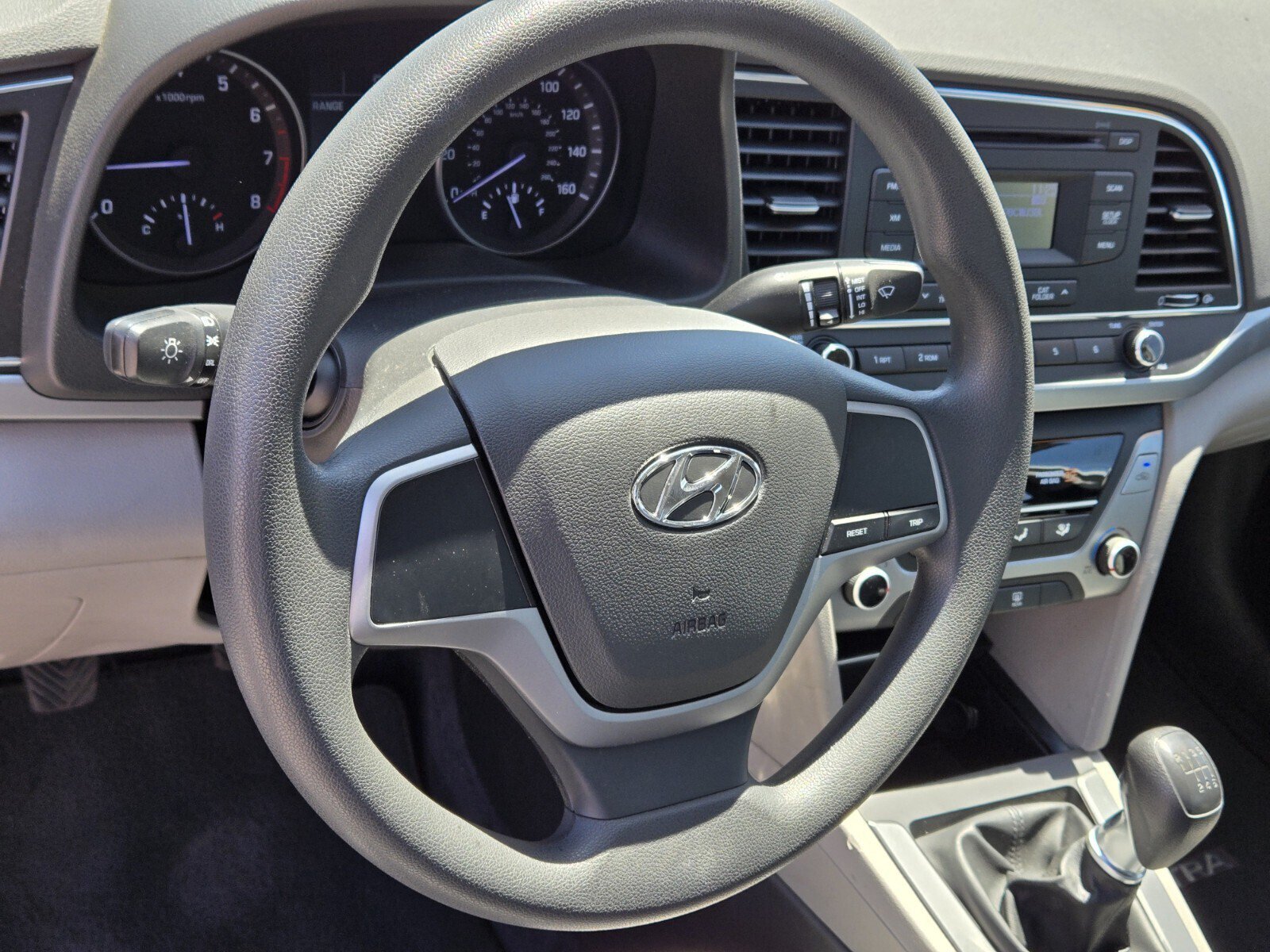 Used 2017 Hyundai Elantra SE FWD image 15