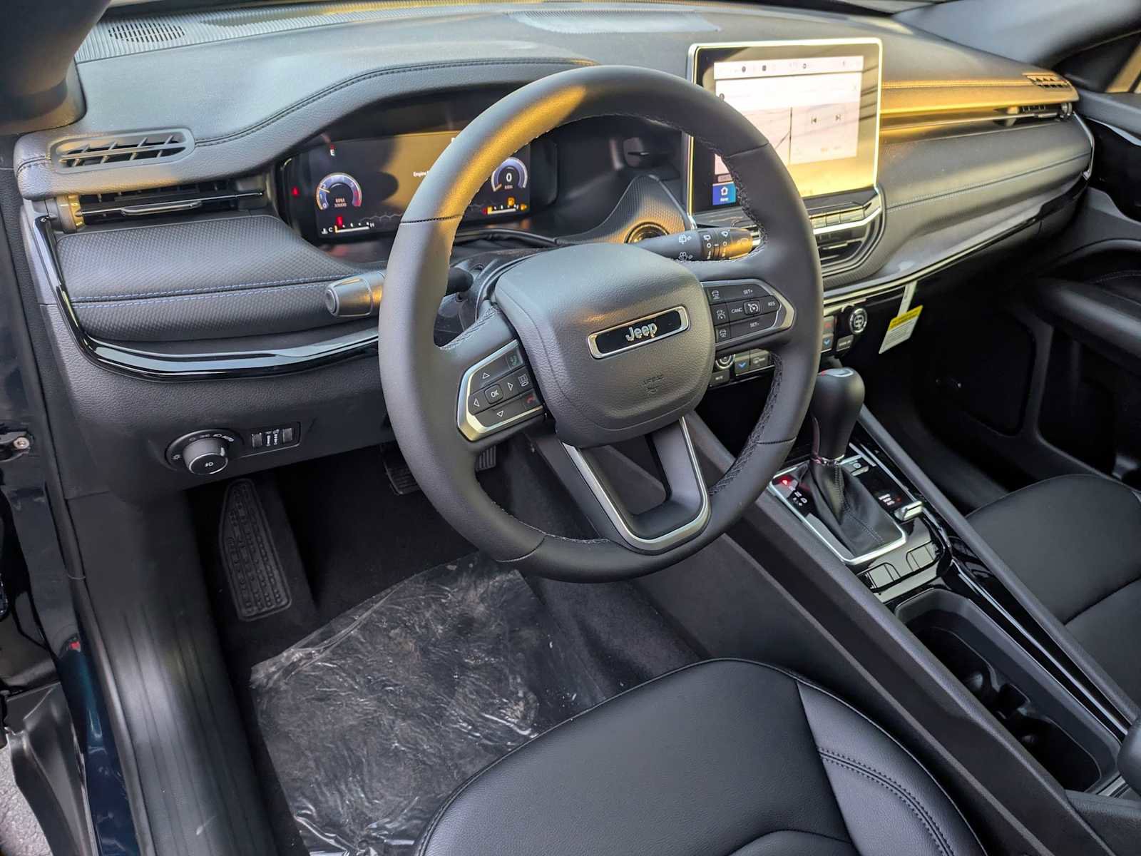 New 2026 Jeep Compass Limited w/ Sun, Sound & Navigation Group AWD/4WD image 12