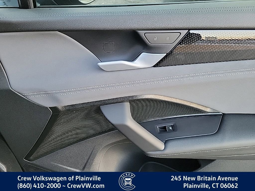 New 2026 Volkswagen Tiguan SE R-Line image 42