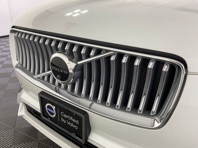 Certified 2024 Volvo XC90 T8 Ultimate AWD/4WD image 9