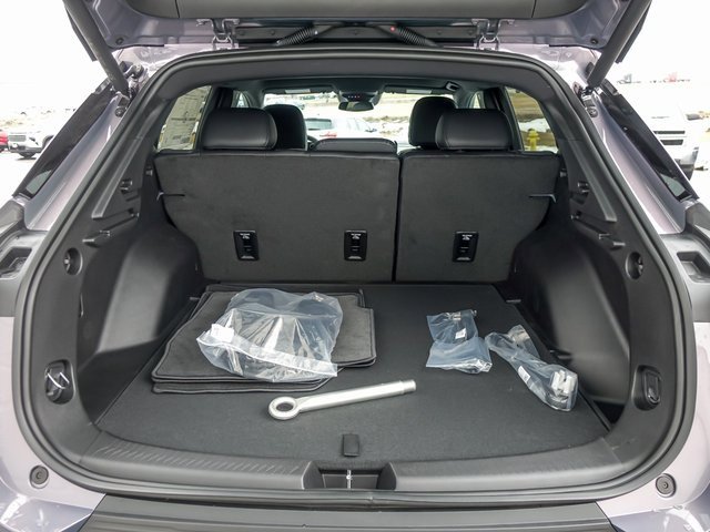 New 2026 Chevrolet Equinox EV LT image 8