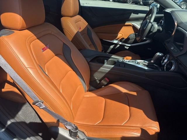 Used 2016 Chevrolet Camaro SS image 11