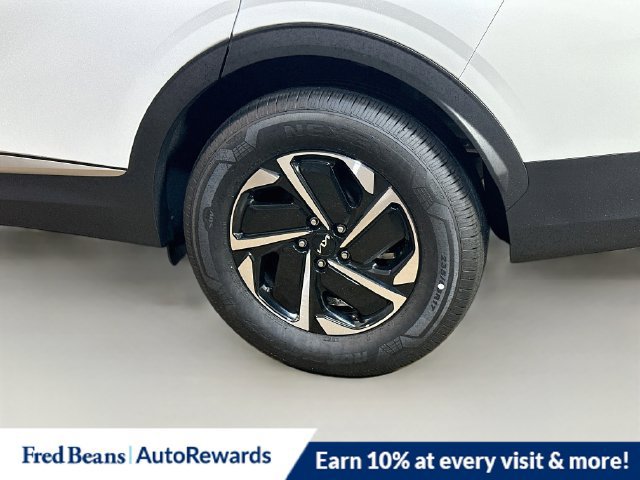 New 2025 Kia Sportage LX AWD/4WD image 5