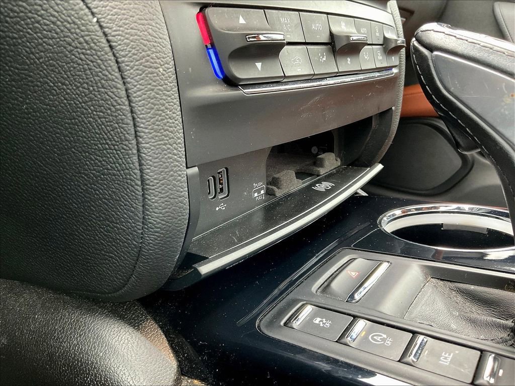 Used 2022 Maserati Ghibli Modena Q4 AWD/4WD image 16