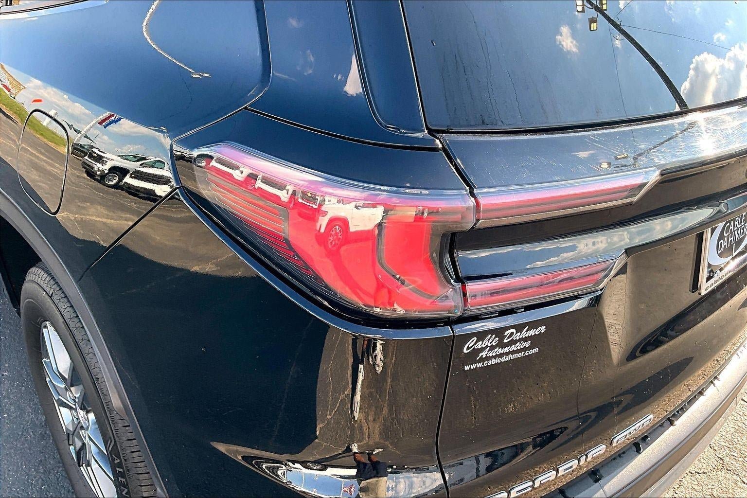 Used 2025 GMC Acadia Elevation AWD/4WD image 29
