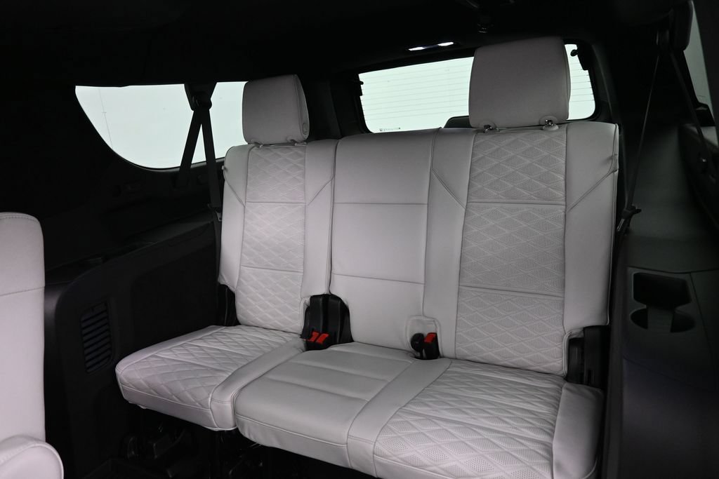Used 2025 Cadillac Escalade ESV Sport Platinum AWD/4WD image 30
