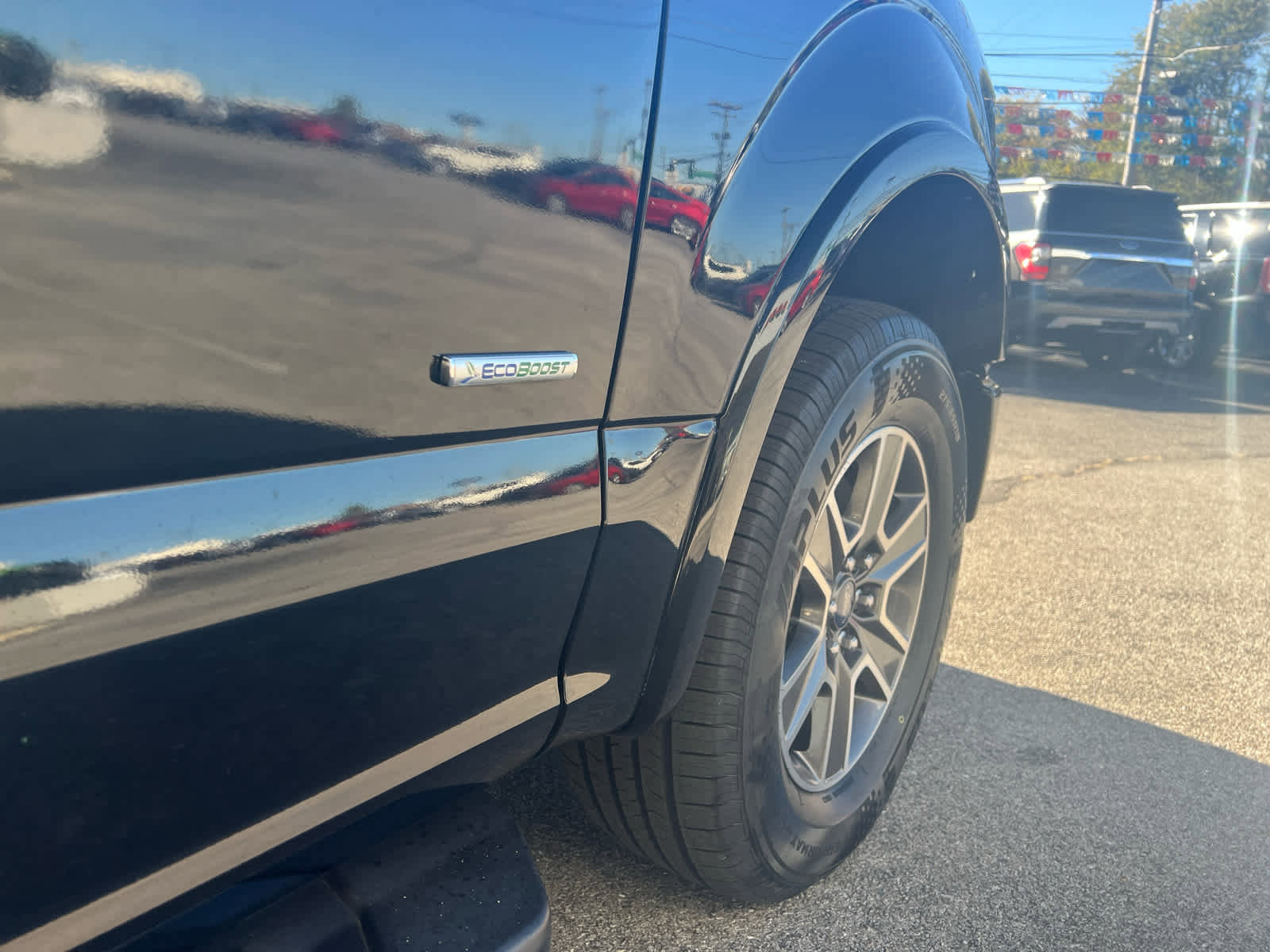 Used 2017 Ford F150 Lariat image 6