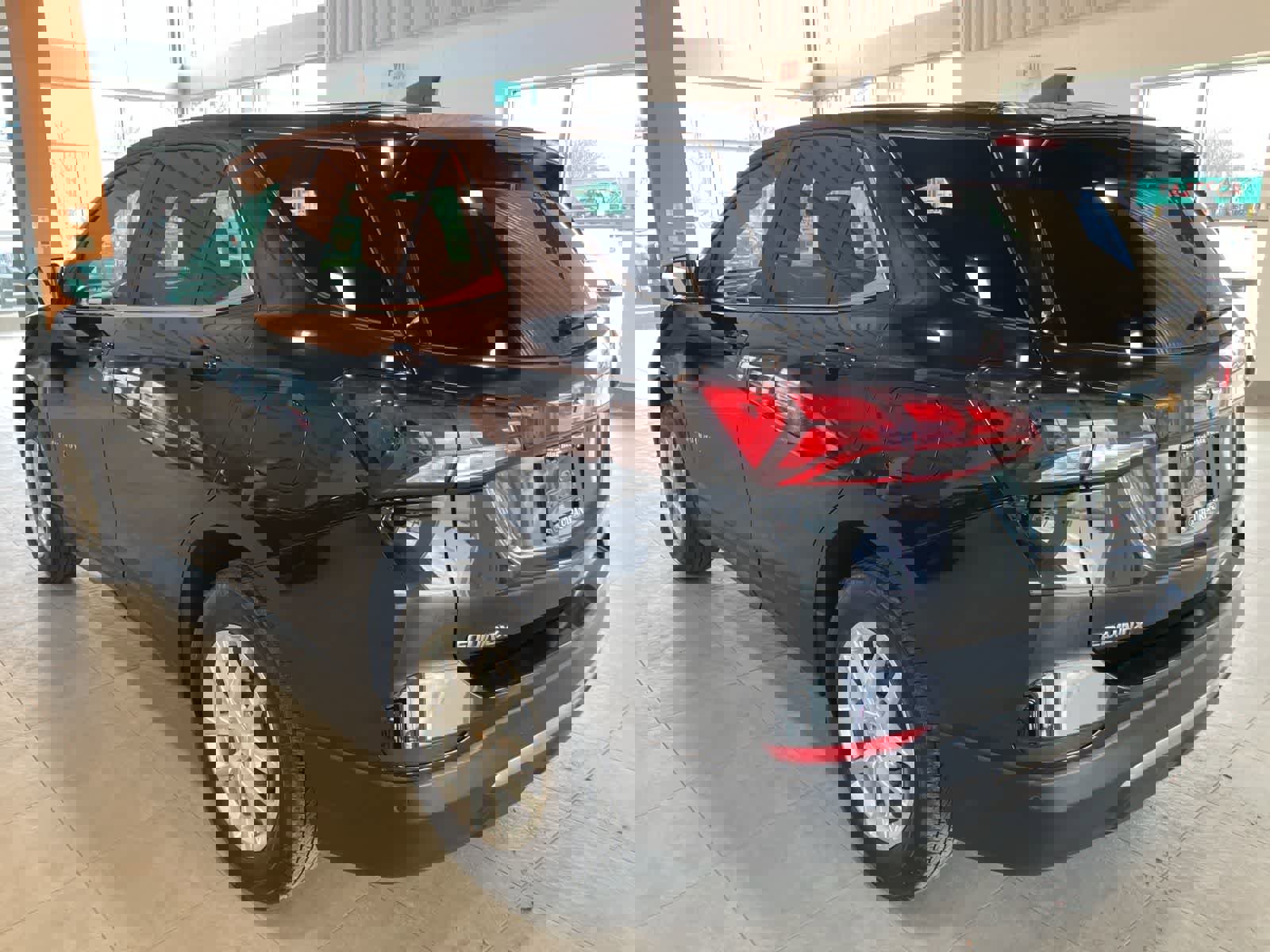 Used 2024 Chevrolet Equinox LT image 7