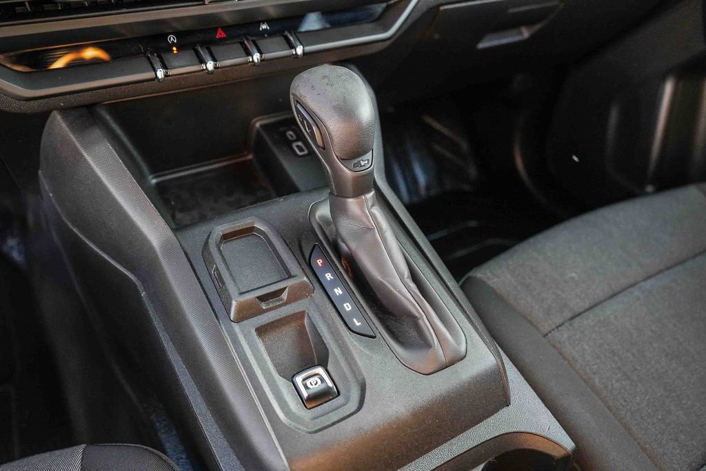 Used 2023 Chevrolet Colorado W/T RWD image 18