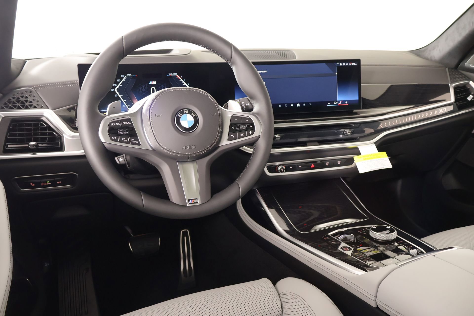 New 2026 BMW X7 xDrive40i w/ M Sport Package image 2
