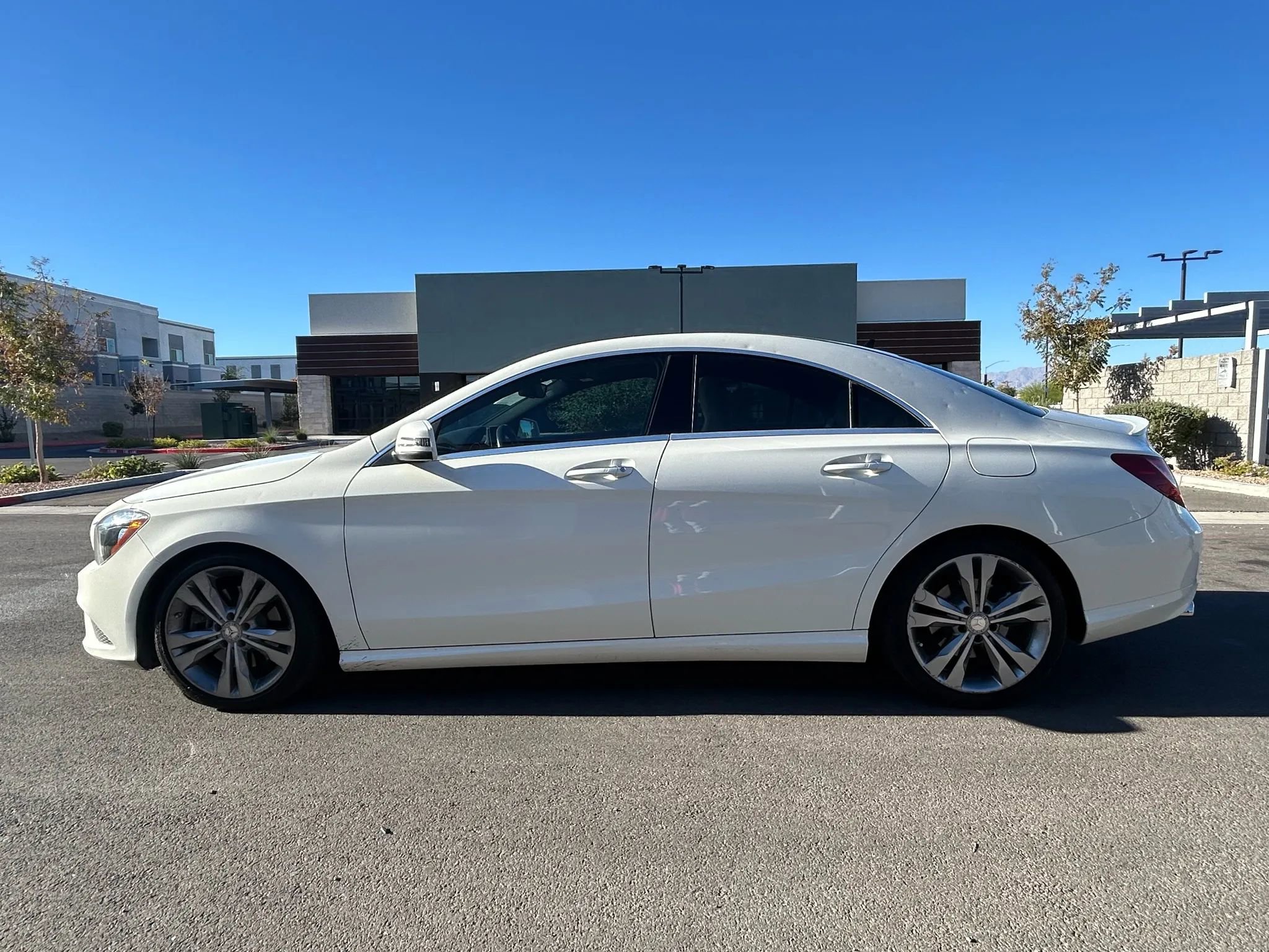 Used 2015 Mercedes-Benz CLA 250 w/ Premium 1 Package image 6