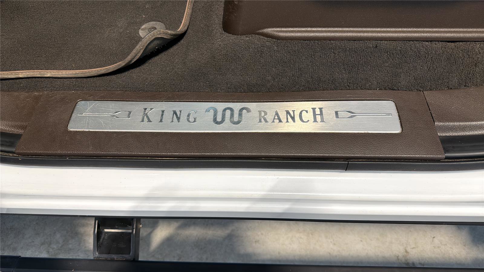 Certified 2023 Ford F250 King Ranch w/ Chrome Package AWD/4WD image 39