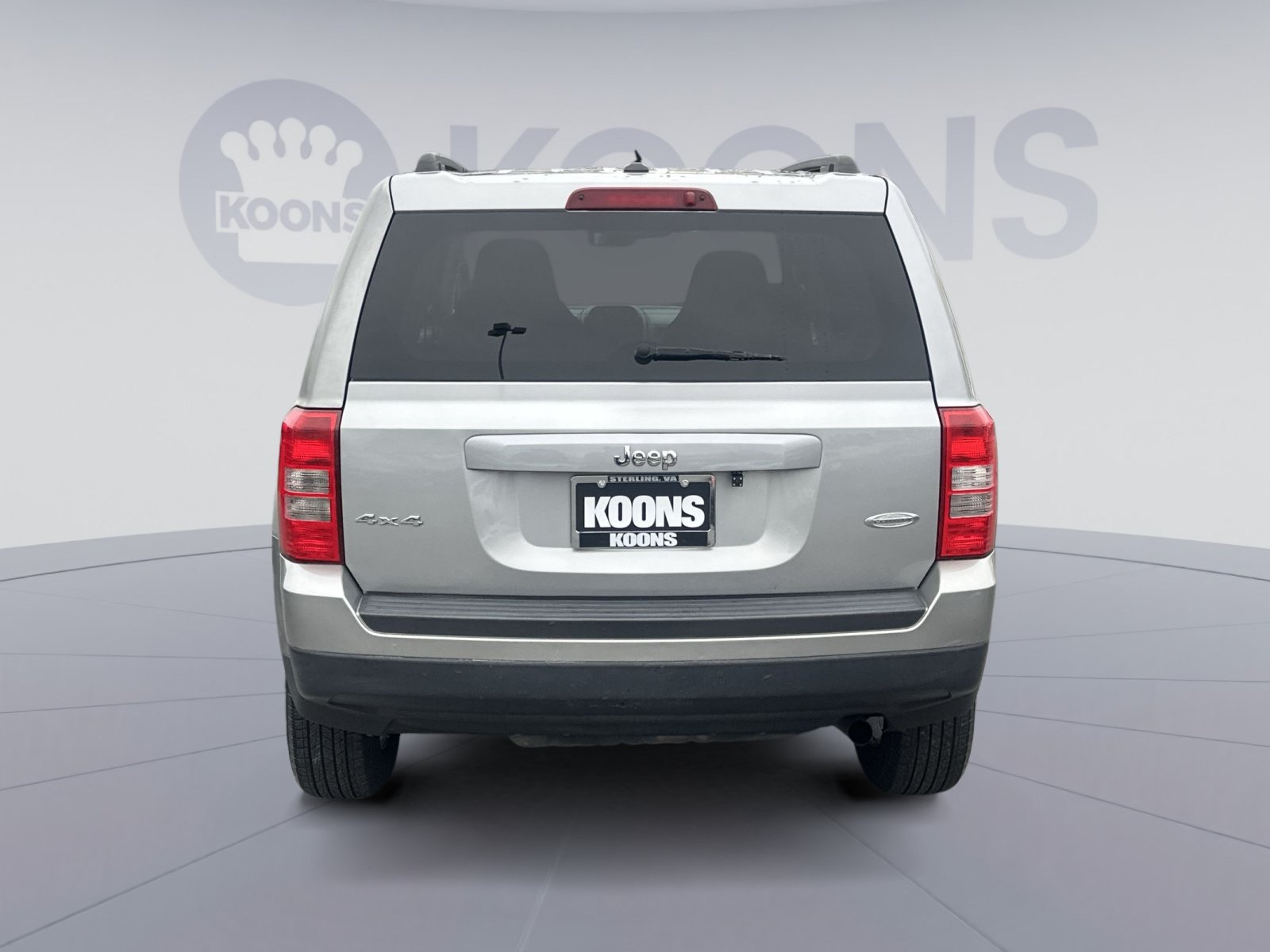 Used 2014 Jeep Patriot Latitude w/ Sun/Sound Group AWD/4WD image 10