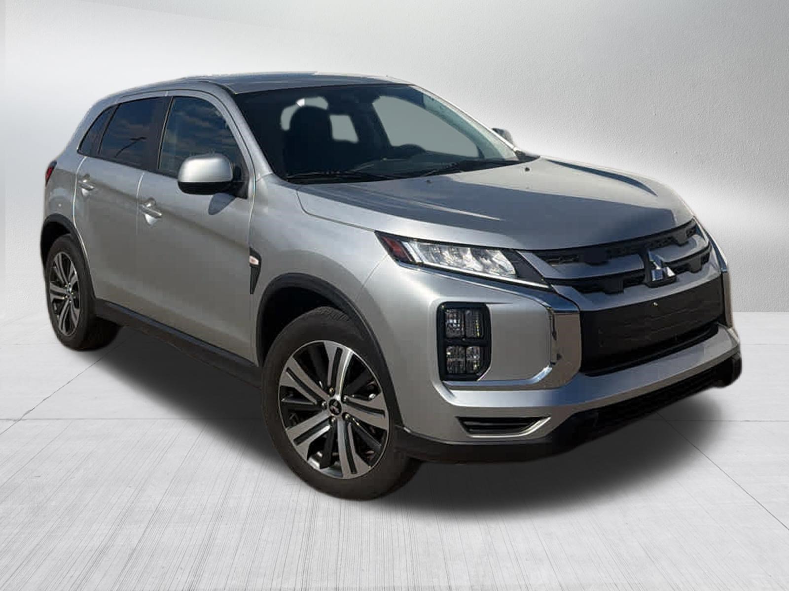 Used 2025 Mitsubishi Outlander Sport ES AWD/4WD image 3