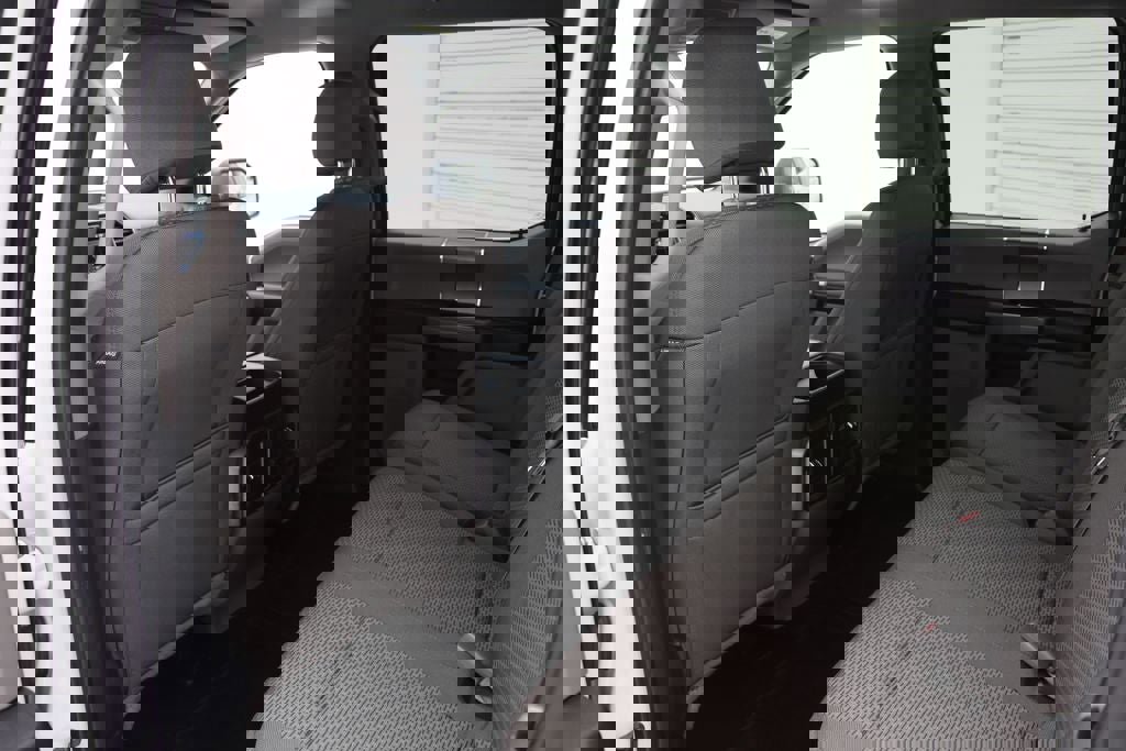 Used 2015 Ford F150 XLT w/ Equipment Group 302A Luxury image 14