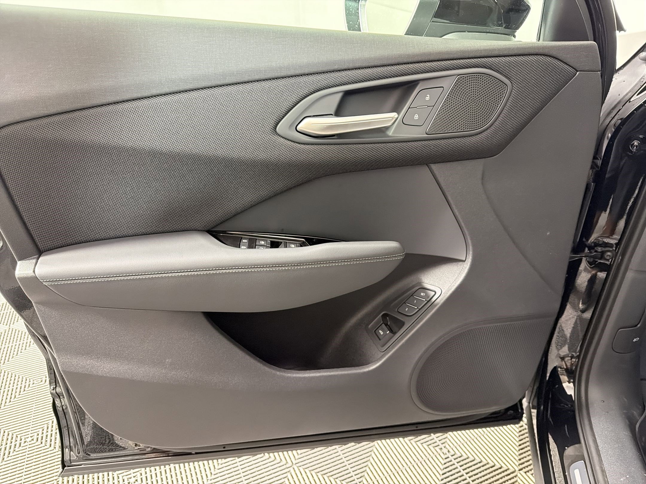 New 2026 Audi Q3 quattro 2.0T AWD/4WD image 10