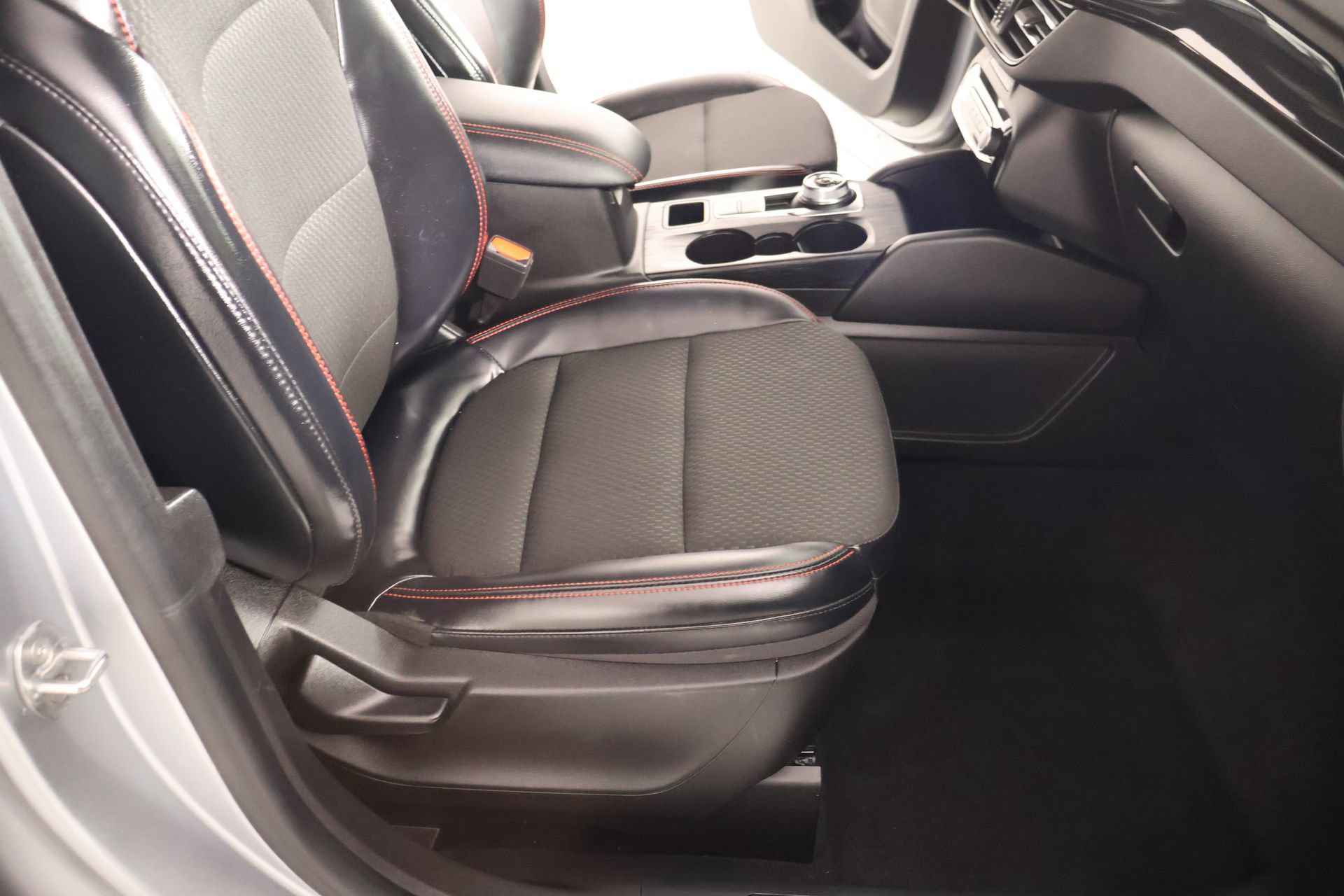 Used 2023 Ford Escape ST-Line w/ Tech Pack #1 FWD image 13