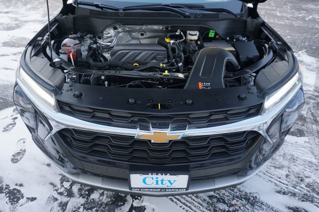 New 2026 Chevrolet Trax LT w/ Driver Confidence Package image 24