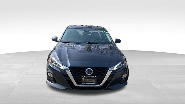 Used 2020 Nissan Altima 2.5 SV image 2