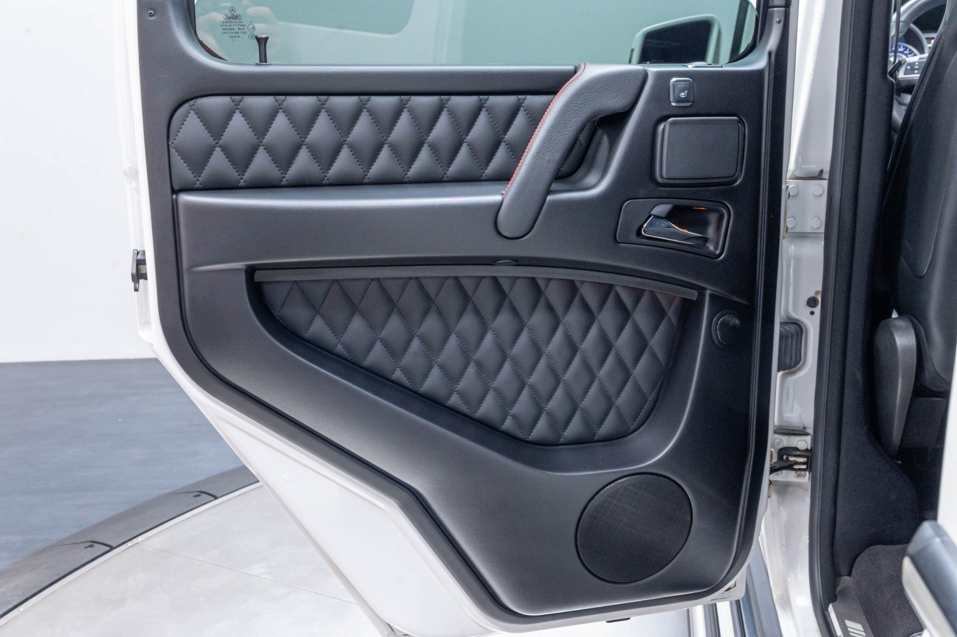 Used 2017 Mercedes-Benz G 63 AMG 4MATIC image 23