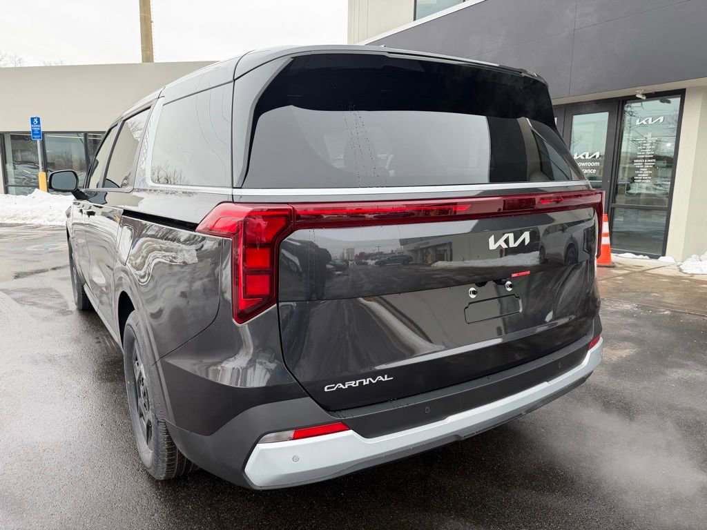 New 2026 Kia Carnival LX FWD image 9