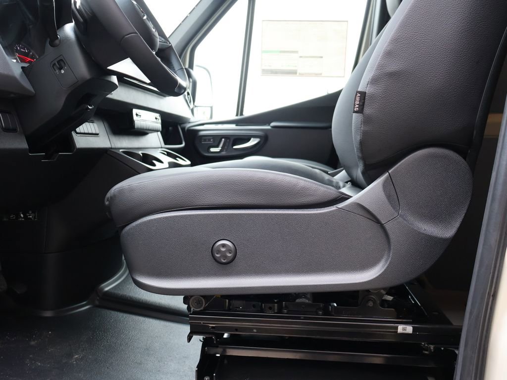 New 2026 Mercedes-Benz Sprinter 144 Cargo image 43